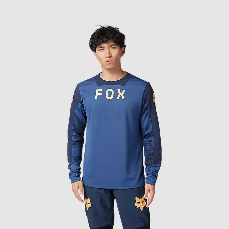 Polera Bicicleta Defend Taunt Manga Larga Azul Fox